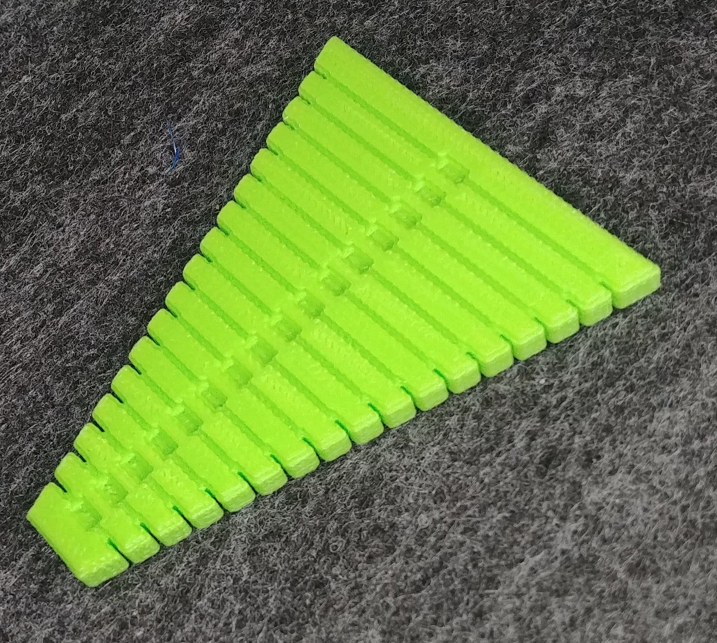 Leads forming tool