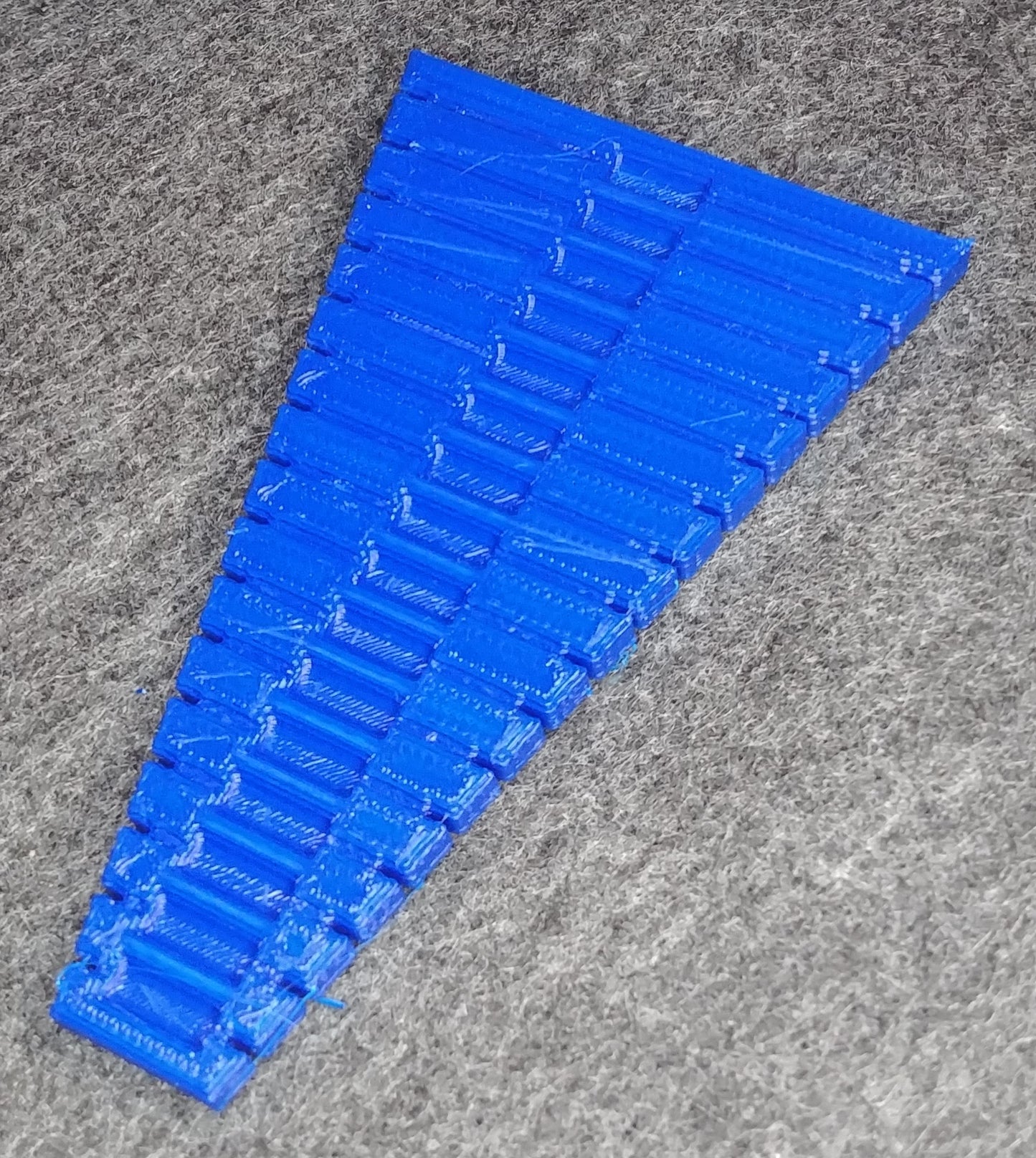 Leads forming tool